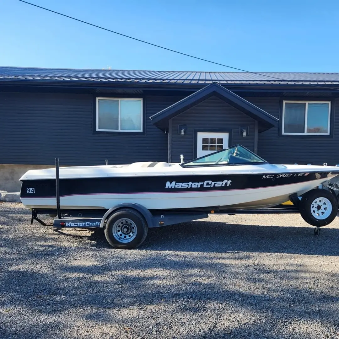MasterCraft ski boat with new graphics