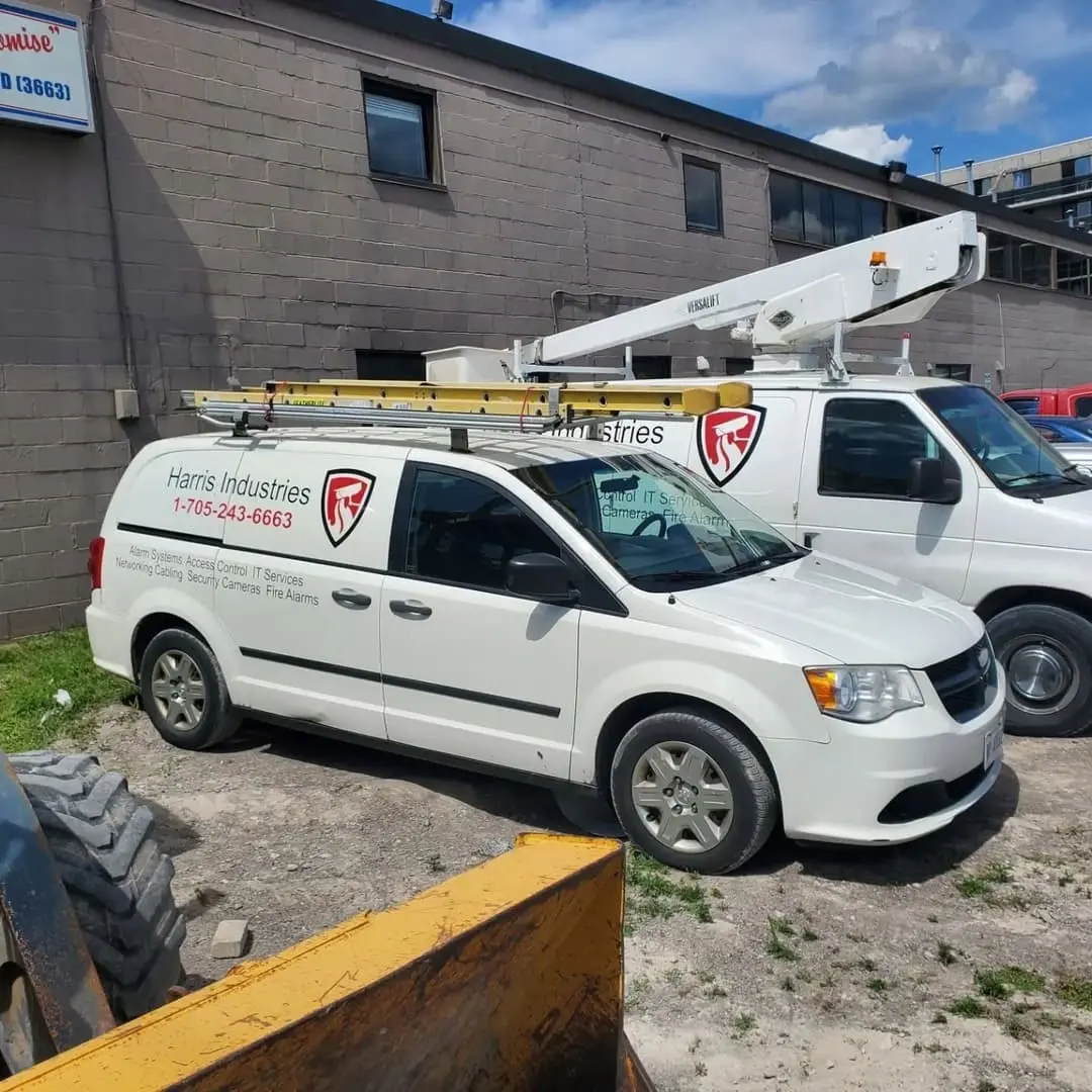 Harris Industries van and window lettering