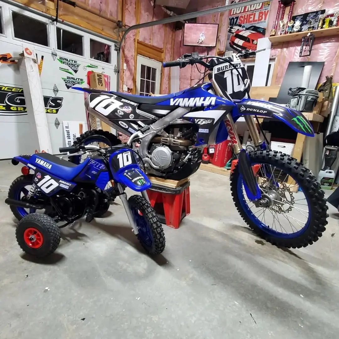 Kids' dirt bikes with new graphics