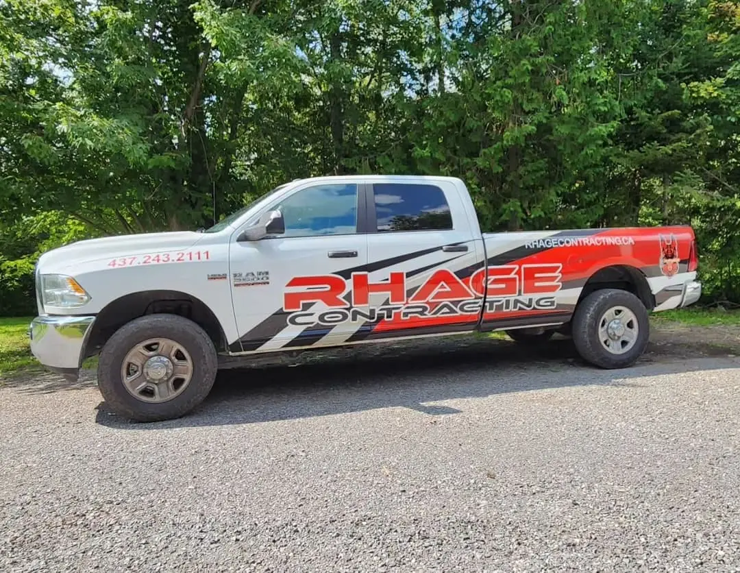 Pickup with red side graphics