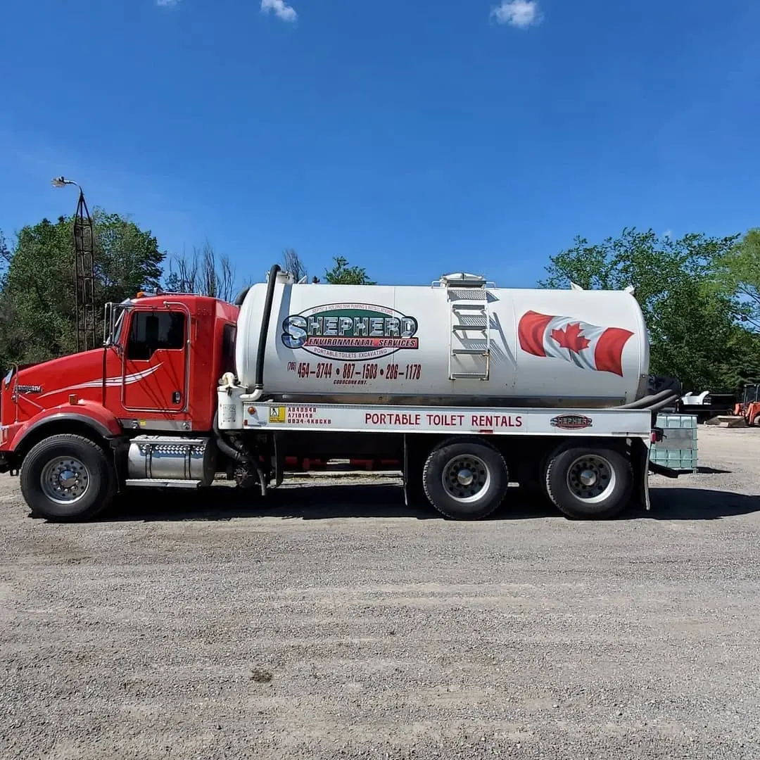 Tanker truck lettering