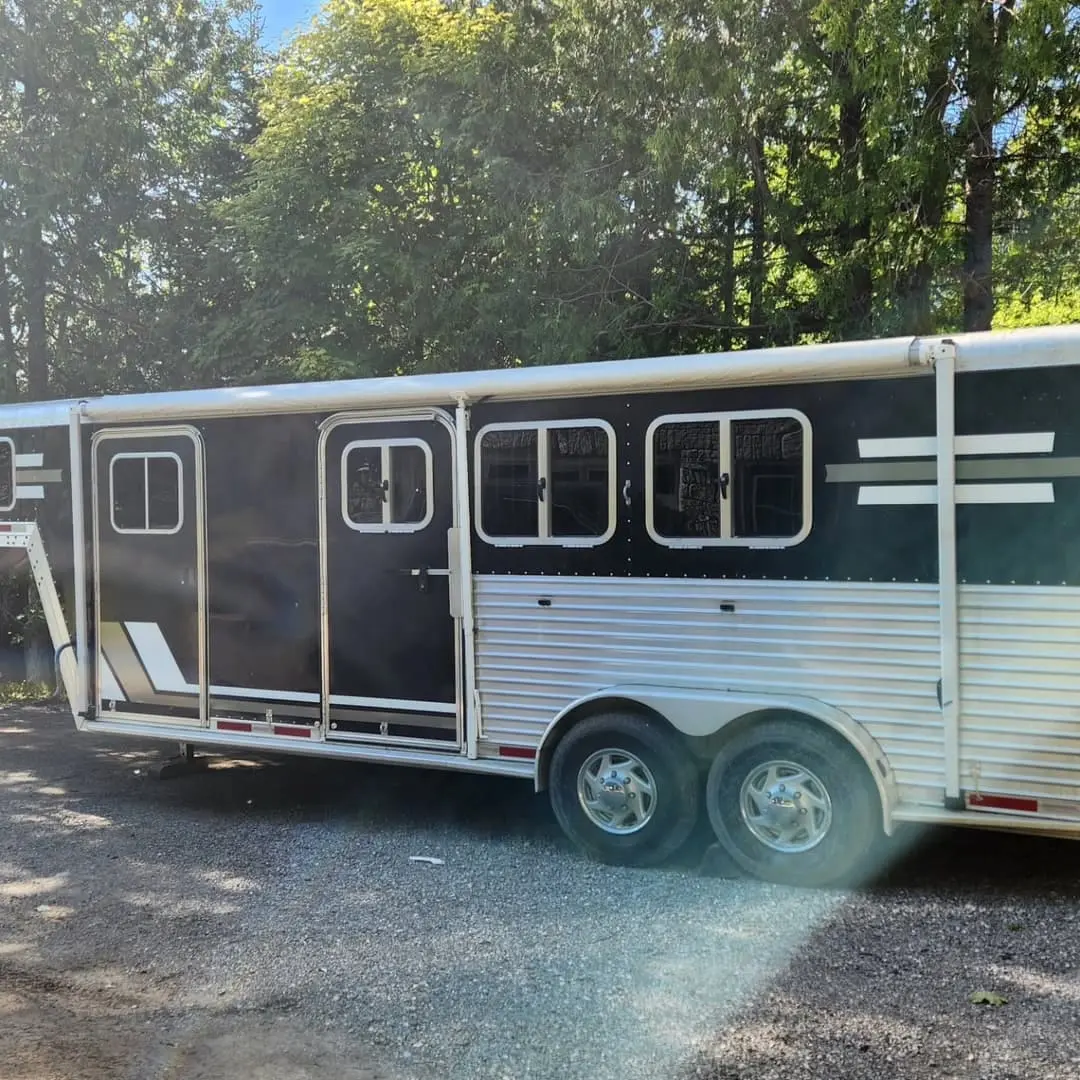 Aluminium horse trailer lettered for Saunders
